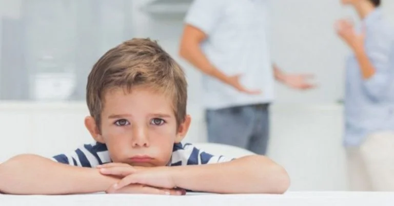 أخطاء في تربية الأطفال