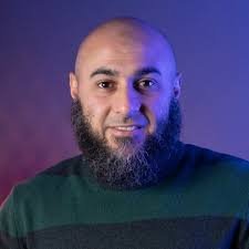 محمد الغليظ بيت الكتب